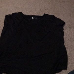 Black activewear shirt. Womens XXL